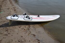windsurfing